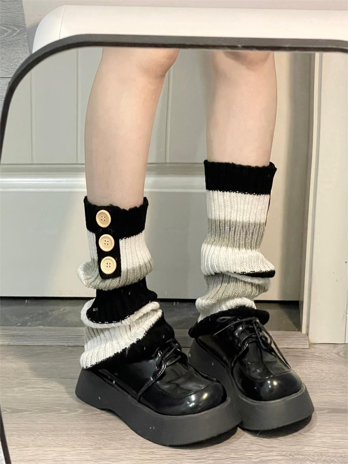Aya Winter Knit Mid-Calf Socks